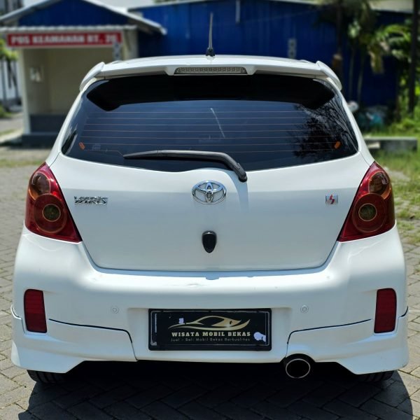 TOYOTA YARIS TRD LIMITED MATIC 2012 - Gambar 3