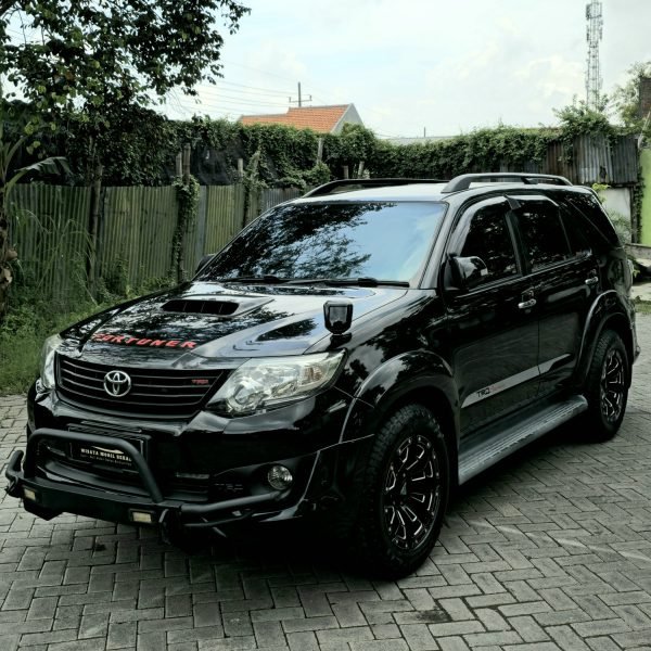 FORTUNER VNT TRD 2014 AT DIESEL