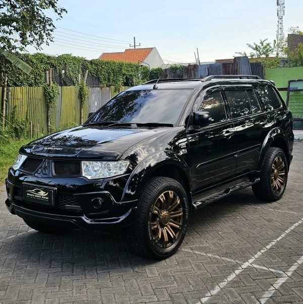 MITSUBISHI PAJERO SPORT DAKAR 2013