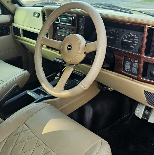 CHEROKEE LIMITED USA AT 4X4 1995 - Gambar 2