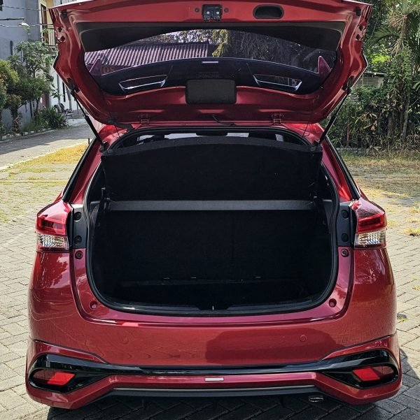 TOYOTA YARIS GR MATIC 2022 - Gambar 2