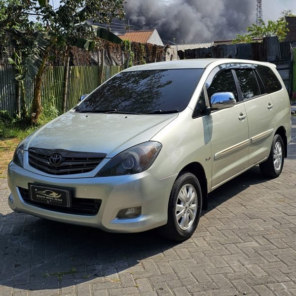 TOYOTA KIJANG INNOVA G MATIC DIESEL 2010
