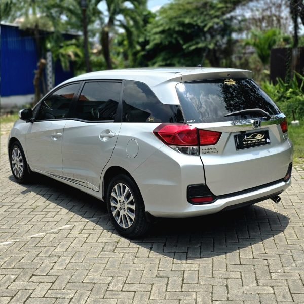 HONDA MOBILIO E PRESTIGE MATIC 2015 - Gambar 3